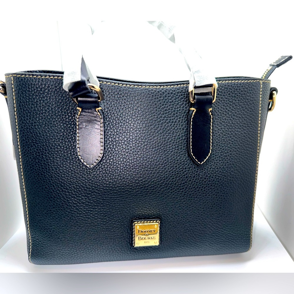 NEW Black Dooney & Bourke Pebble Grain Top Handle Tote